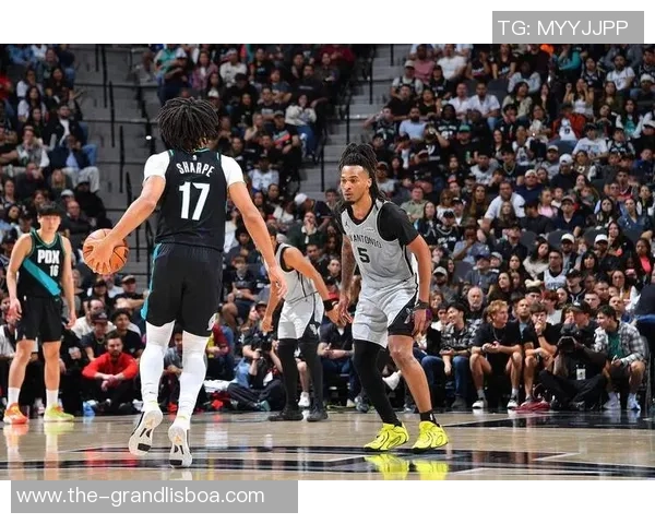 利指导与霍勒迪联手开拓者新赛季杨瀚森能否成功打进轮换阵容